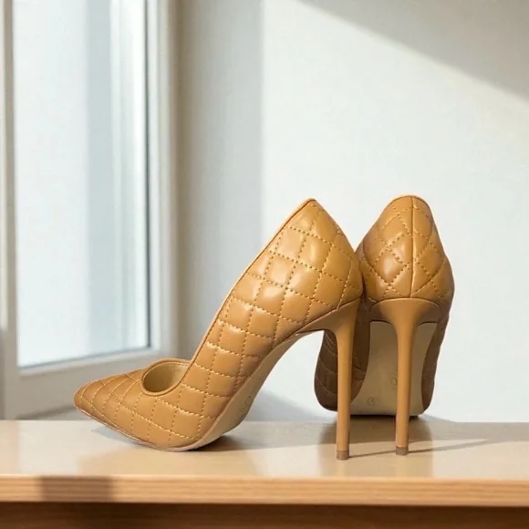 Cognac tan beige light brown quilted classic pointy toe stiletto pump heels - Picture 4 of 5